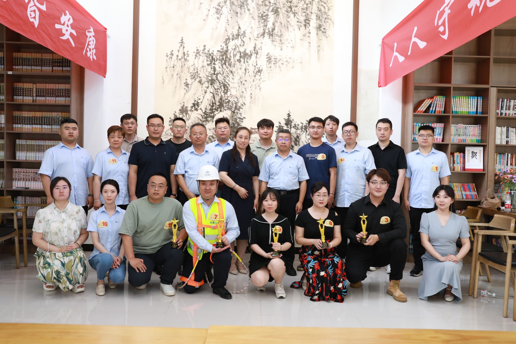 山西建投八建集团举办“中国梦·劳动美——人人守规范，，，，，，，处处皆安康”主题演讲比赛