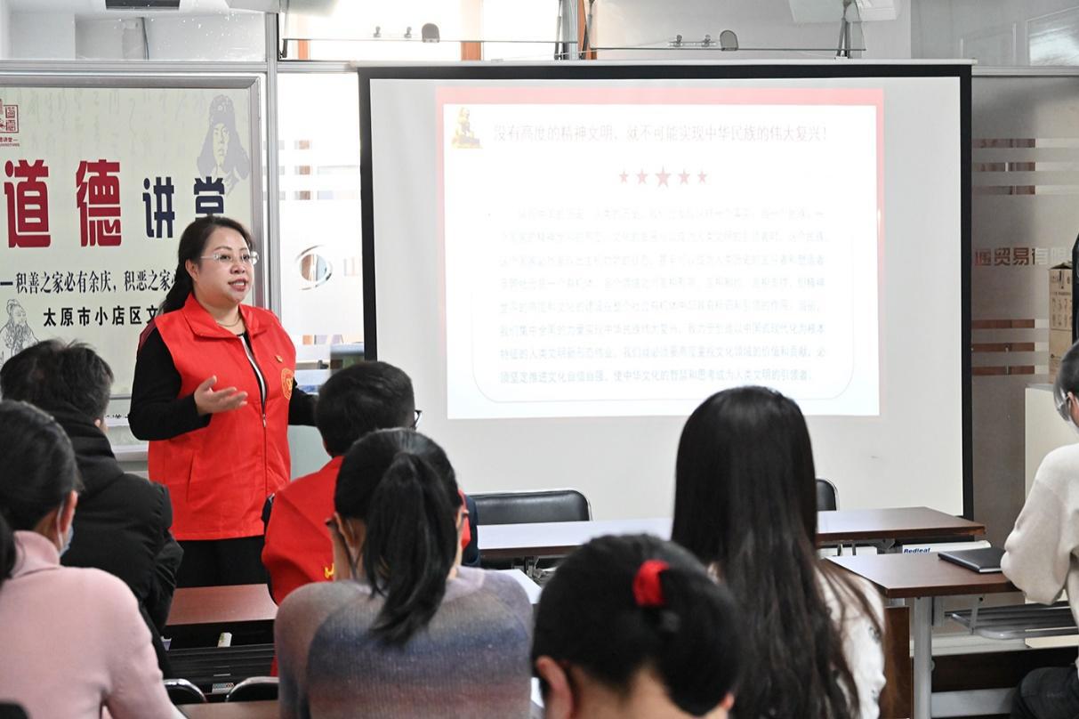 山西建投四建理论宣讲团进社区，，，，，，，，“声”入群众聚民心