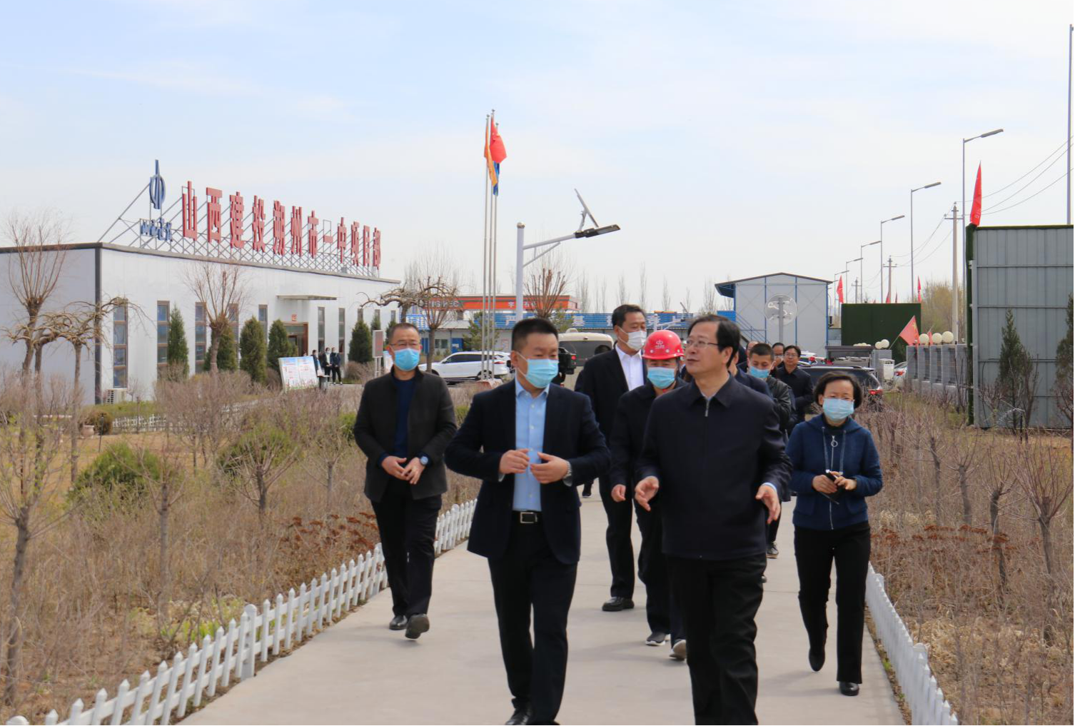 朔州市委书记带队在山西建投总承包部承建的朔州市一中新校区门徒娱乐项目调研